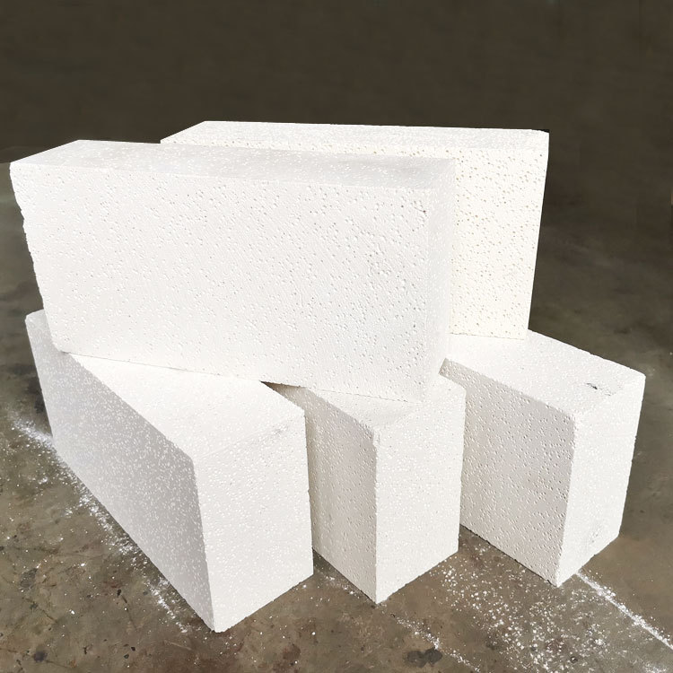 Corundum-Mullite Refractory Brick